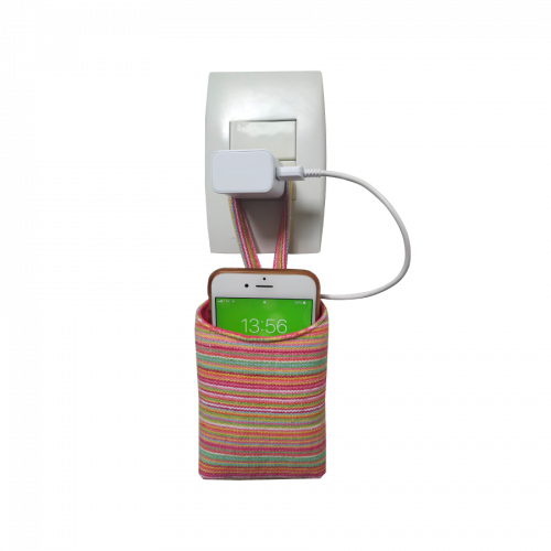 Porta carregador para celular em lona.